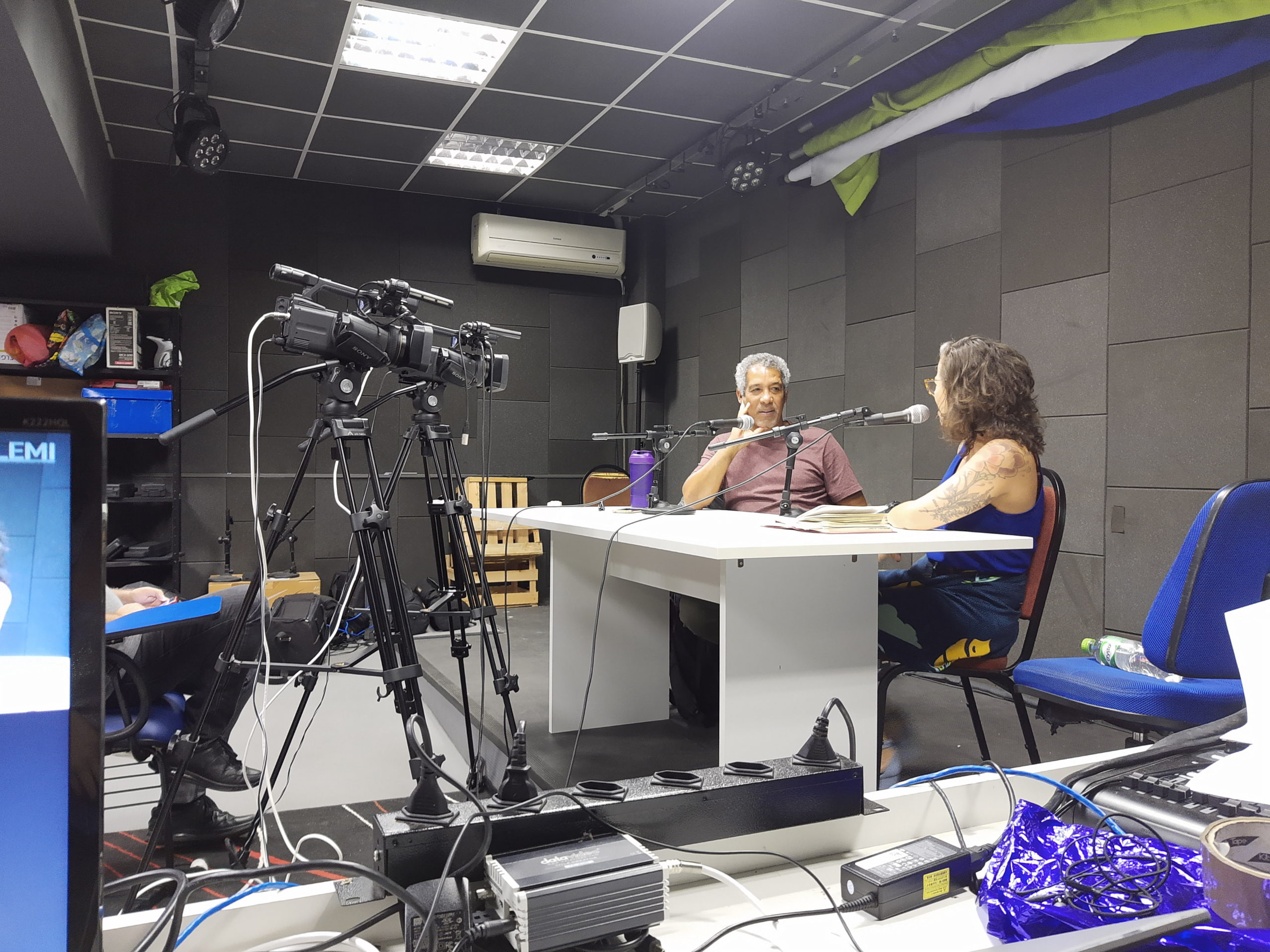 Gravação de podcast com Izabel Nuñez e Lenin Pires